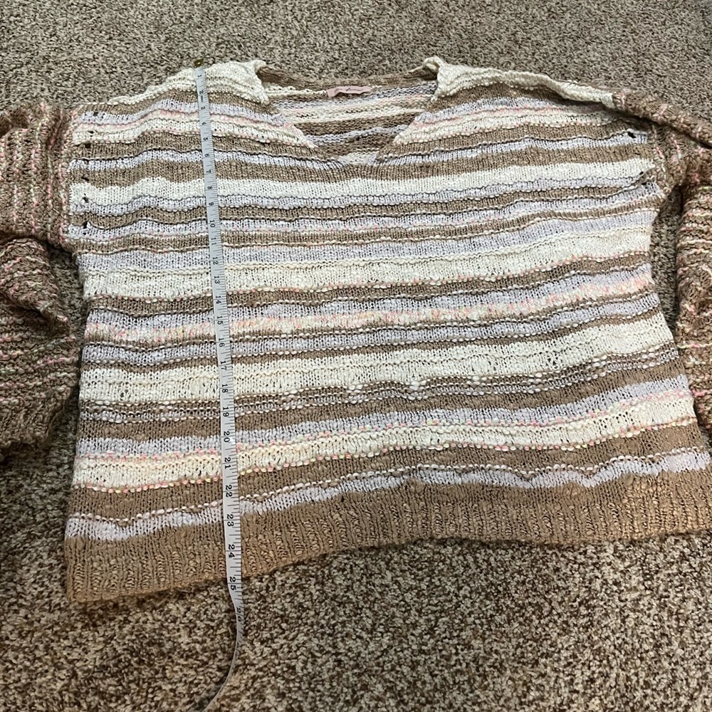 CES FEMME V NECK MULTI-COLOR THREAD
MIXED SWEATER NEW - Picture 13 of 13